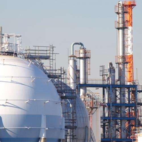 The Application of Solvents in the Petroleum Industry